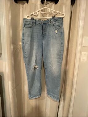 Old Navy Light Blue Distressed Boyfriend Jeans